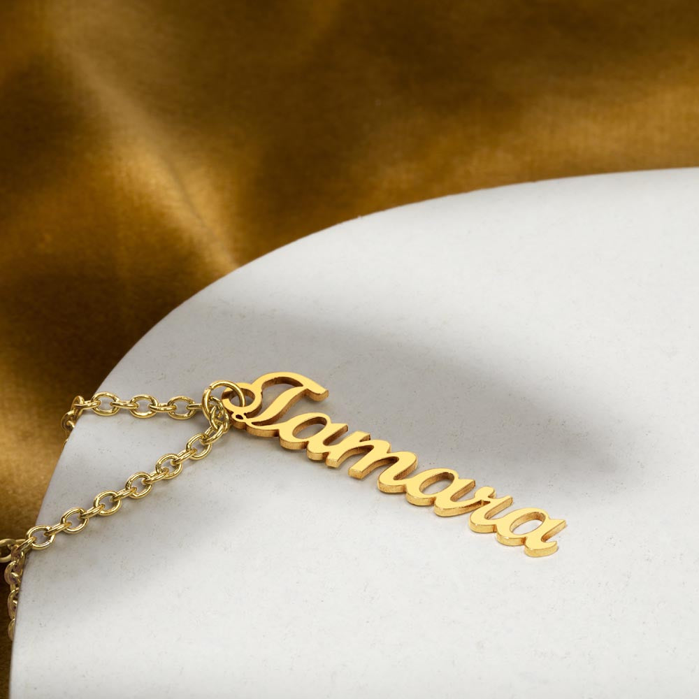 vertical name necklace W / M C