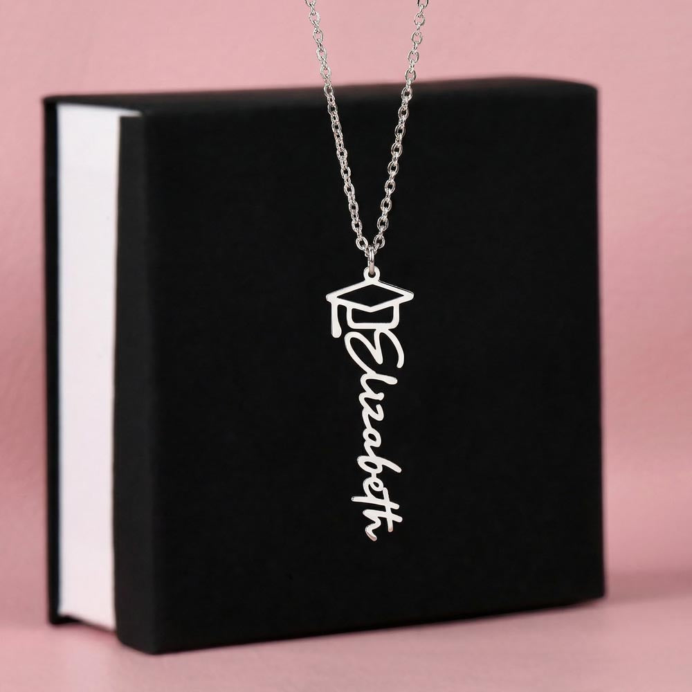graduation cap necklace ( no MC )